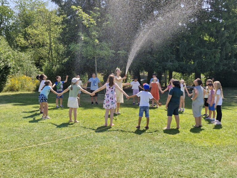 Spiel und Spaß im Schulgarten