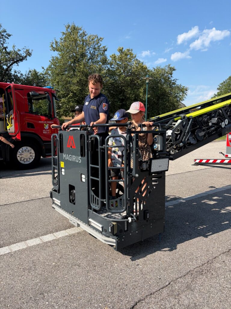 Besuch bei der Feuerwehr